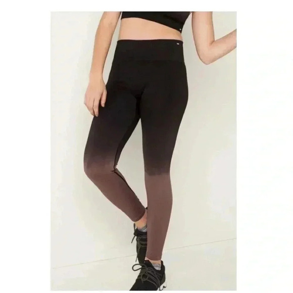 Victoria’s Secret Pink Active leggings Ombré with back inside phone pocket - Picture 1 of 11